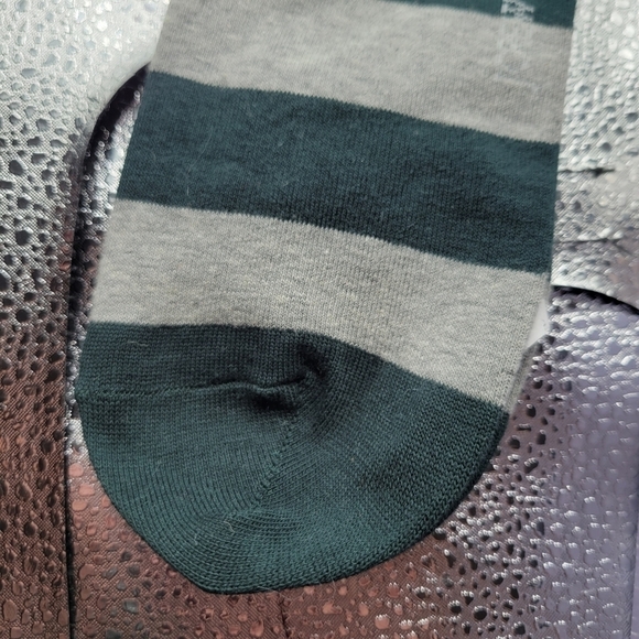 J Crew Bold stripe socks Hunter Green & Gray Stripe socks - Picture 5 of 8